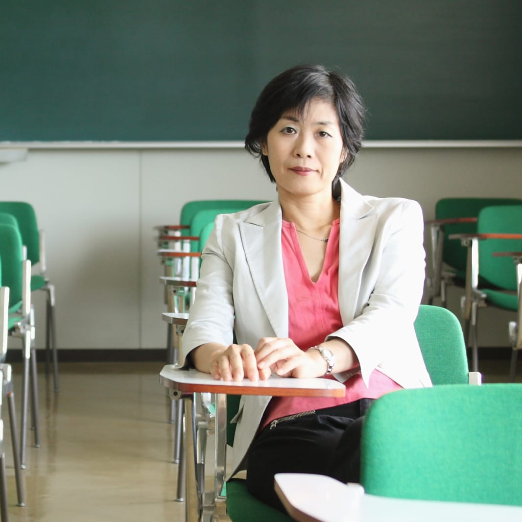 小谷 元子先生