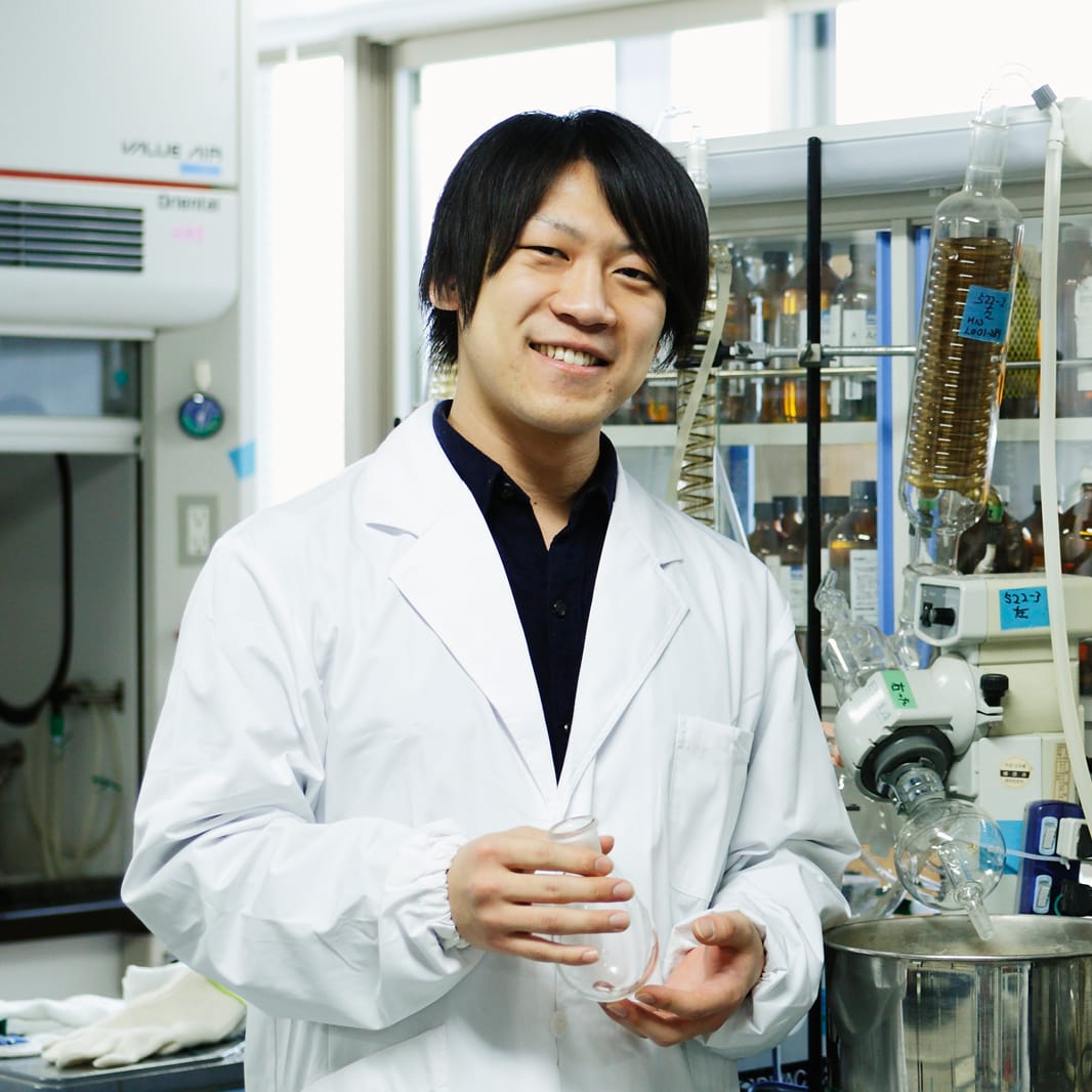 赤坂 直彦さん
